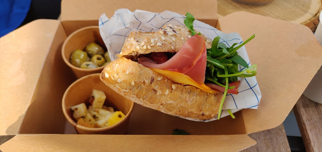 Szia! Coffee & Sweets