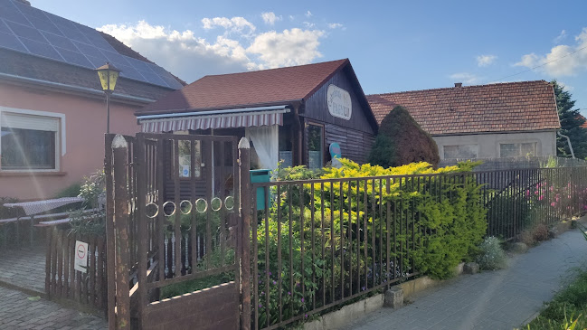 Opinii despre Laukó András Cukrászda în Rád - Vendéglátás