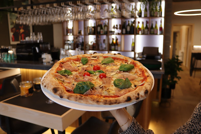 Pannonhalmi Borterasz és Borbár