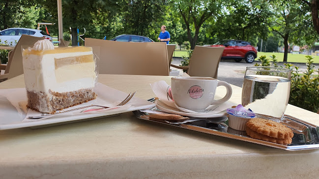 Opinii despre Nikoletta Cukrászda în Biatorbágy - Vendéglátás