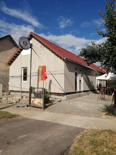 Gólyafészek Élelmiszerbolt és italbolt