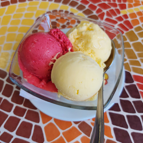 Stop Cukrászda - Vendéglátás