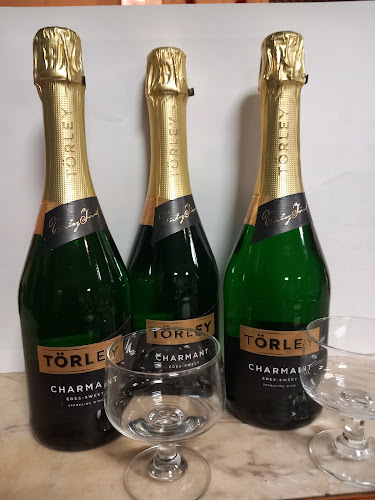 Opinii despre Sirály Söröző în Derecske - Vendéglátás