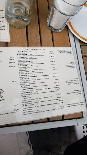 Pizza Balatonfüred Kredenc - Vendéglátás