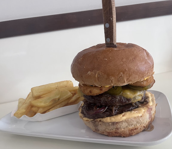 Comentarii opinii despre Mandula Cukrászda és Fagyizó