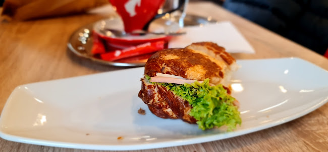 Lipóti Pékség - Szolnok