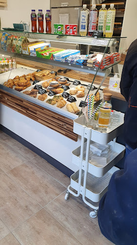 Comentarii opinii despre Morzsa Pékség