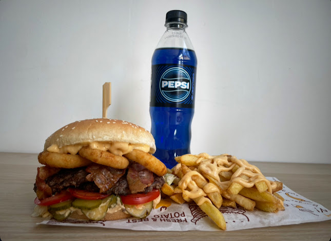 Opinii despre Romi’s Burger în Mórahalom - Vendéglátás