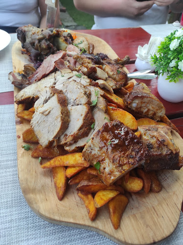 Opinii despre Múzeumkert Vendéglő és Panzió în Sátoraljaújhely - Vendéglátás