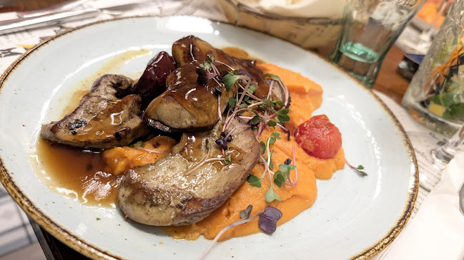 VakVarjú Étterem Pest - Vendéglátás