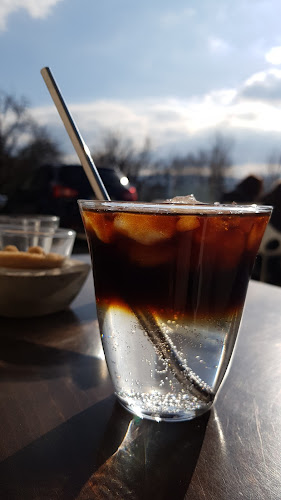 Zebegény, Ország út 2, 2627