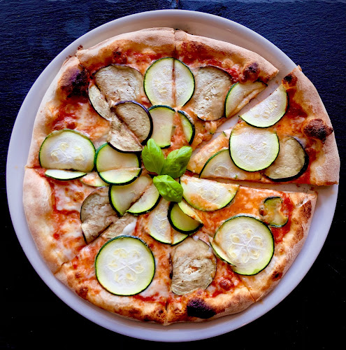 Bistro Garden and Pizzeria