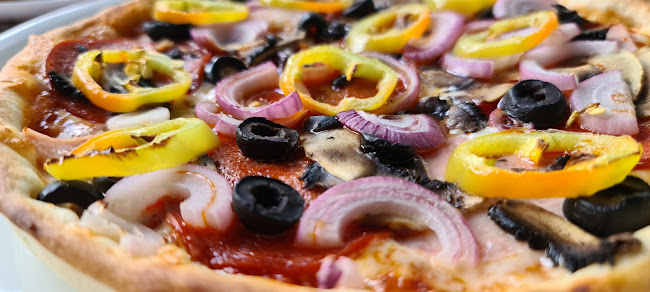 Opinii despre Club '93 Pizzéria în Budapest - Vendéglátás