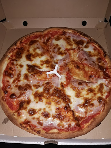 Corona Pizzéria - Kalocsa