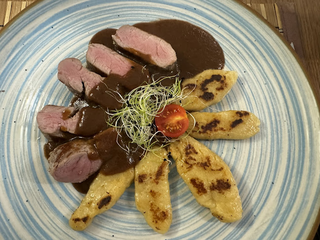 Opinii despre Pietro Bistro Pizzeria în Siófok - Vendéglátás