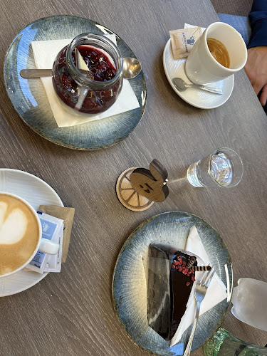 La Vita Cukrászda - Vendéglátás