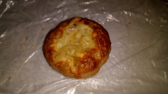 Comentarii opinii despre Albán Pékség