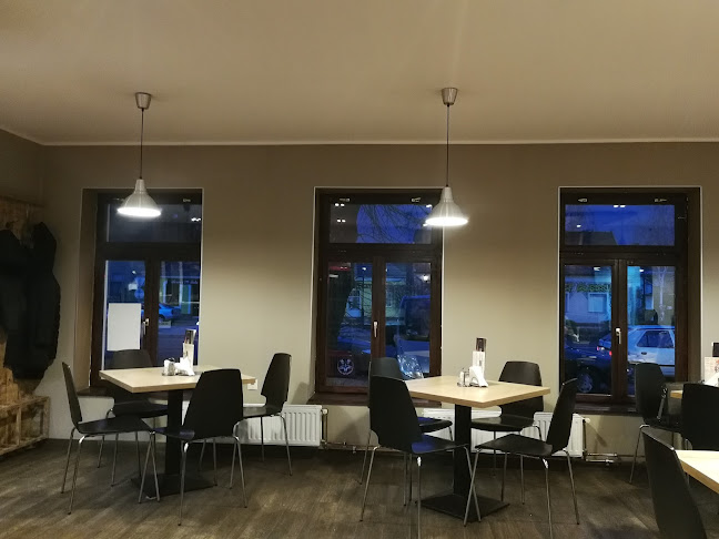 Opinii despre Pizza & Gyros Étterem és Rendezvényterem în Tata - Vendéglátás