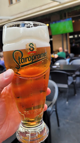 Opinii despre House Bar & Kitchen în Budapest - Vendéglátás