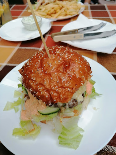 Comentarii opinii despre Cukorka Grillterasz és Cukrászműhely