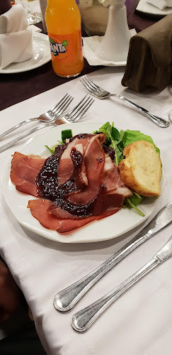 Comentarii opinii despre Laterum Étterem