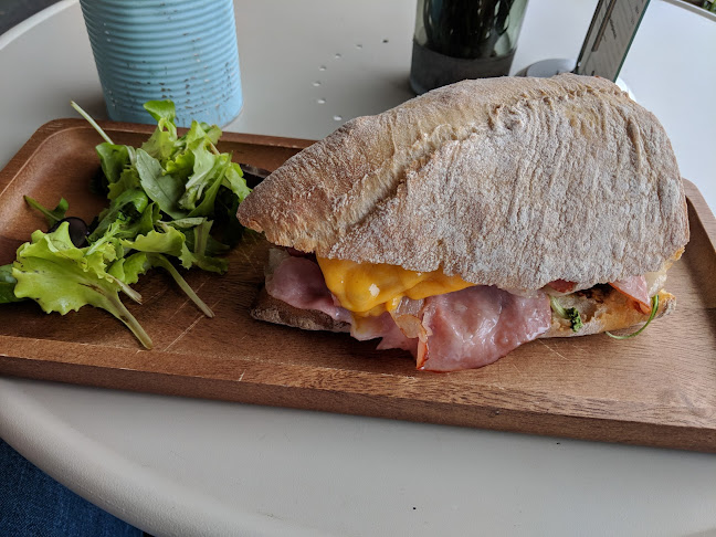 Presso - Coffe And More - Vendéglátás