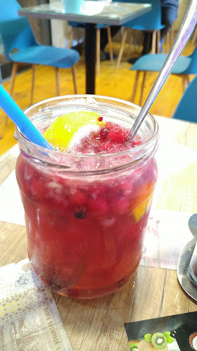 Comentarii opinii despre Johnny's Bistro Buda