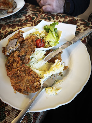 Opinii despre Ferdinánd Bisztró în Kunmadaras - Vendéglátás