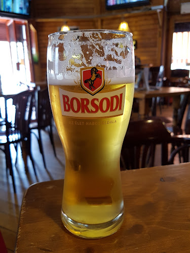 Opinii despre Colorado Pub&Café în Budapest - Vendéglátás