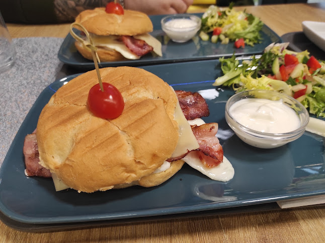 Szeged, Vértói út 1, 6724