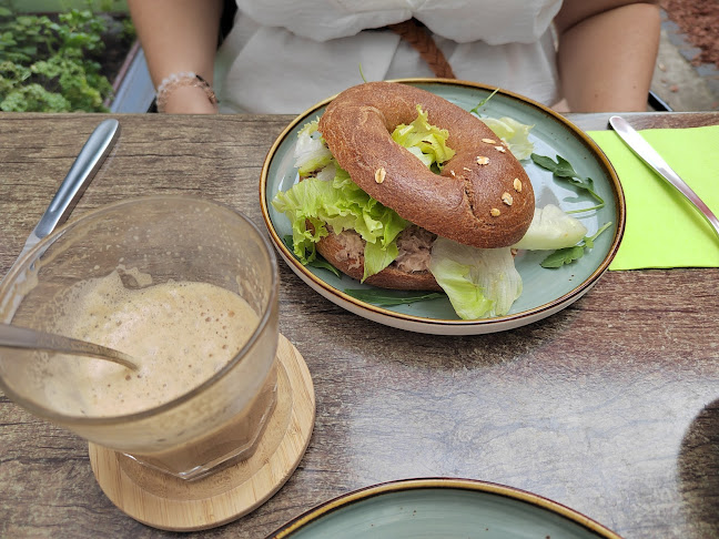 Szentendre, Alkotmány u. 5, 2000