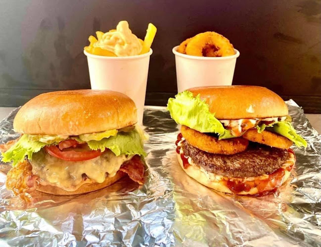 Absolut Burger & Lángos - Vendéglátás