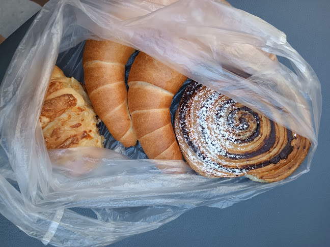 Lipóti Pékség és Kávézó - Vendéglátás