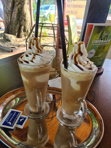 Flamingó cukrászda - Pétfürdő