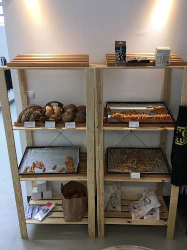 Opinii despre Free Pékség Óbuda în Budapest - Vendéglátás