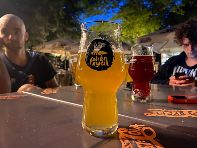 Opinii despre Kupak és Dugó în Budapest - Vendéglátás