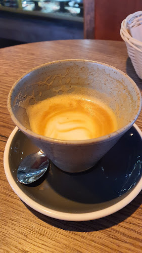 Comentarii opinii despre Coyote Coffee & Deli