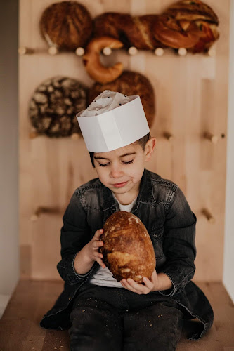 Comentarii opinii despre Szia Miksa!