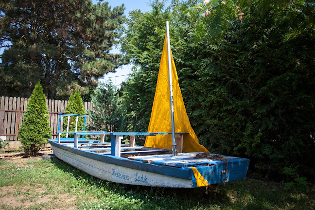 Észak-Kelet Kávézó - Tiszalúc