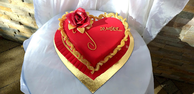 Comentarii opinii despre Cafe Ameretto Vendéglő és Cukrászda