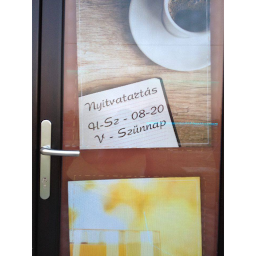 Tét, Debrecen u. 64, 9100