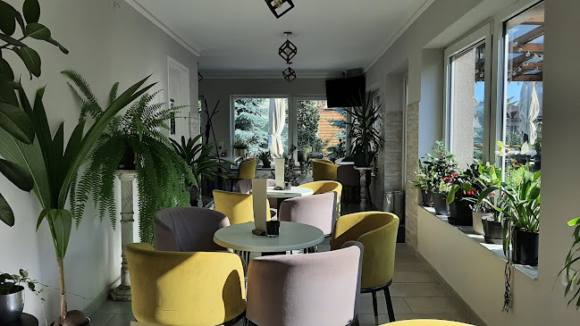 Opinii despre KERT CAFÈ fagylaltozó és kávézó în Füzesabony - Vendéglátás