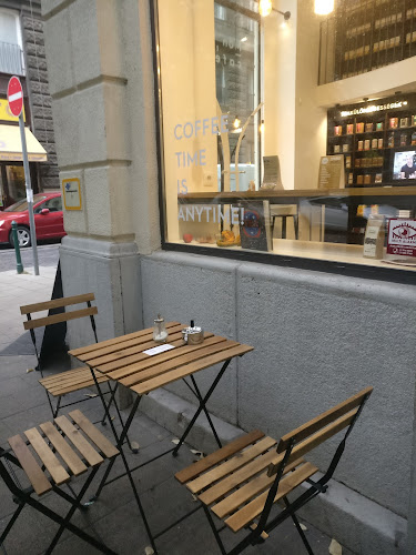 Comentarii opinii despre Mon Café