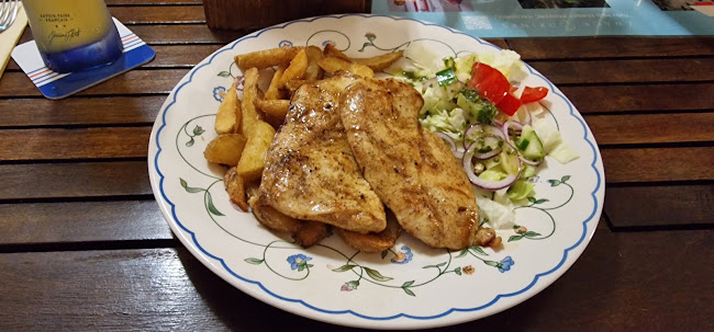 Comentarii opinii despre Fun Bungee Pub