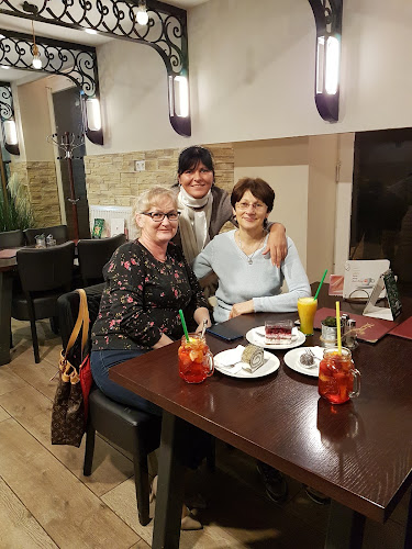 Karcag, Kossuth tér 5, 5300