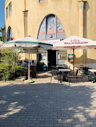 Dekanter Vinárium és Kávézó