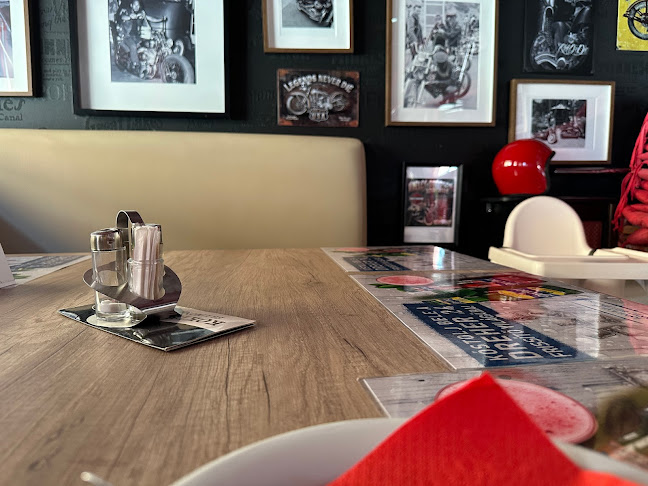 Red Devils Pub & Pizzéria - Csemő