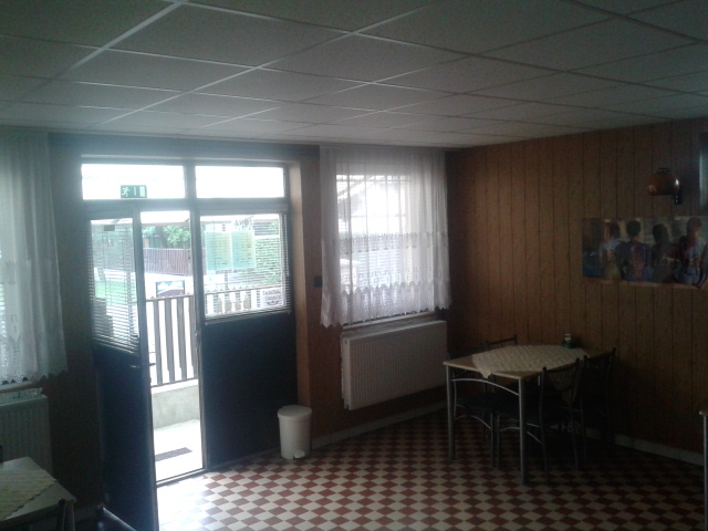 Zóna presszó - Tuzsér