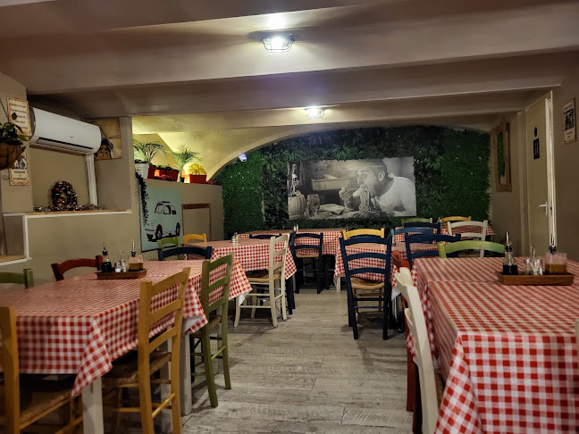 Budapest, Klauzál tér 13, 1072