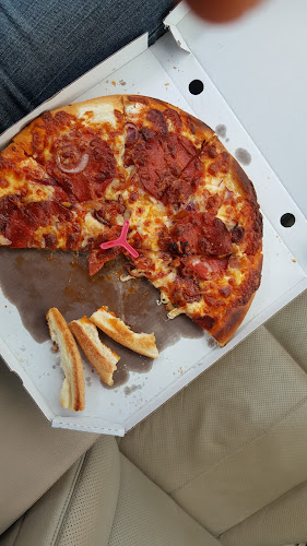 Opinii despre Catherina Restorante Pizzéria în Öttevény - Vendéglátás